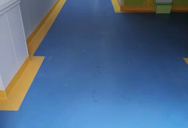 幼儿园塑胶地板