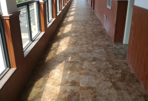办公室塑胶地板