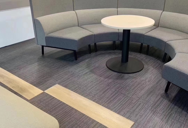 办公室塑胶地板