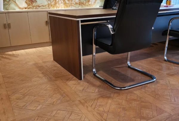 办公室塑胶地板