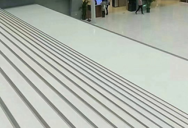 公共建筑塑胶地板